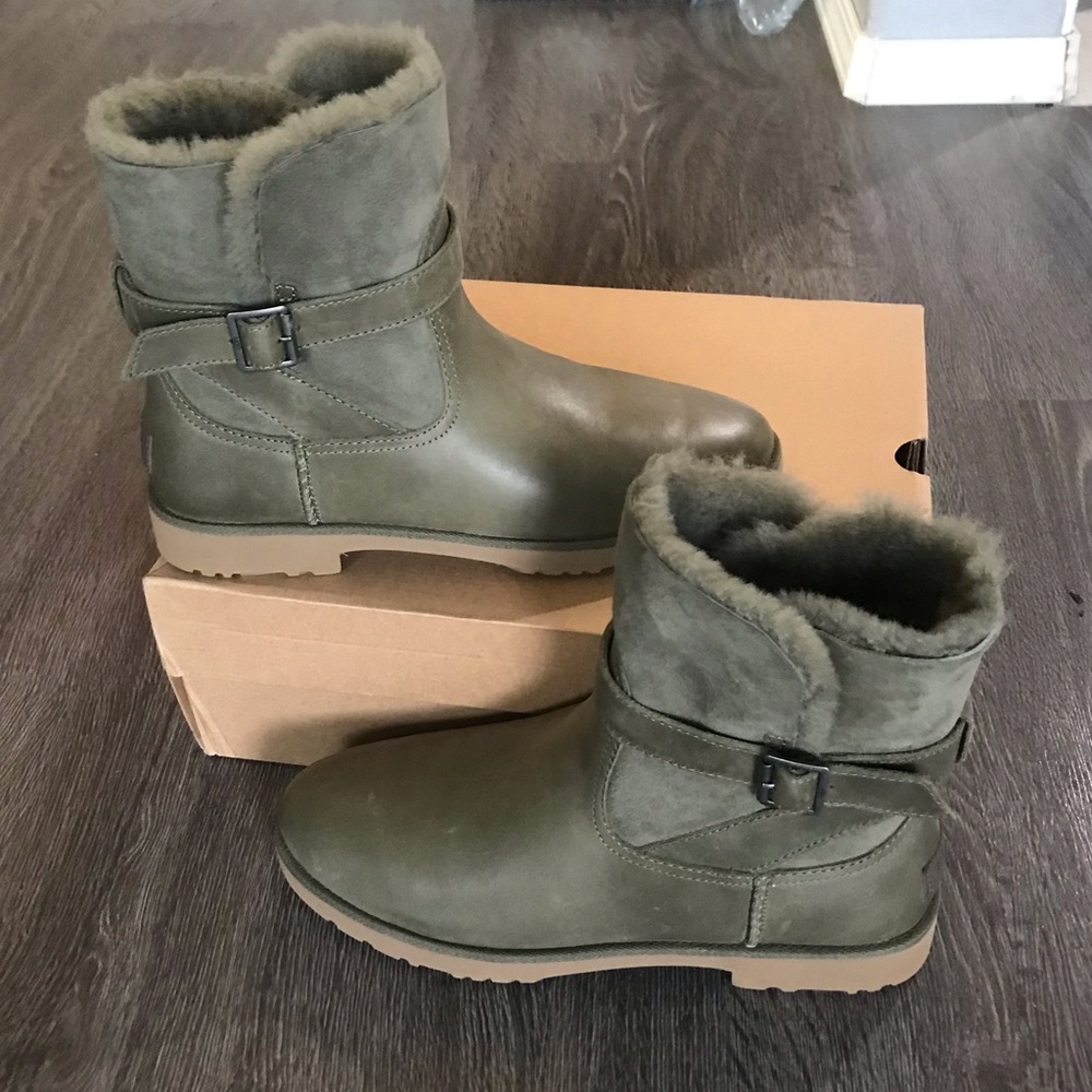 UGG ROMELY BUCKLE BOOT